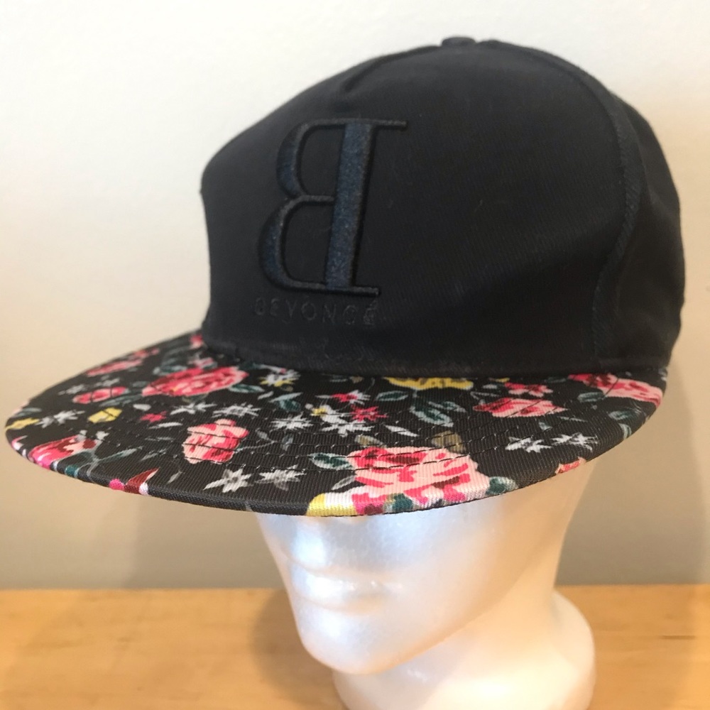 Beyoncé On The Run Tour Snap Back Baseball Hat